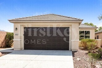 Building Photo - 8920 El Diablo Ct