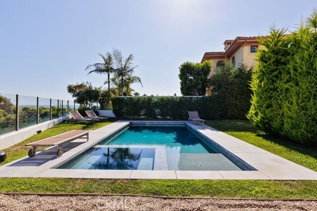 Building Photo - 12 Via Corsica