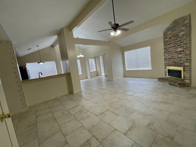 Foto del edificio - 2627 Old Fort Rd