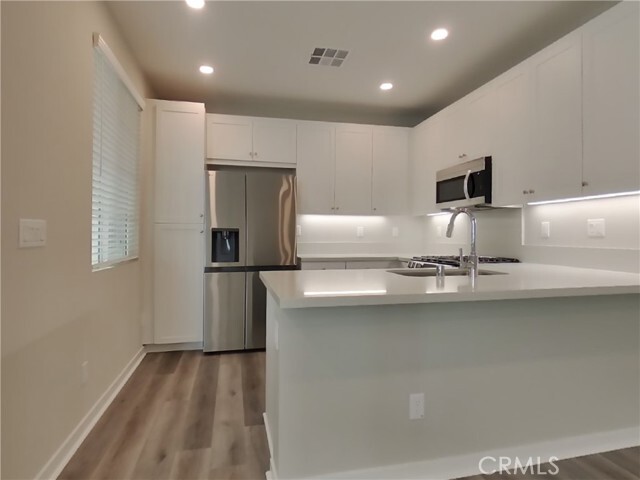 Building Photo - 31727 Willowood Way