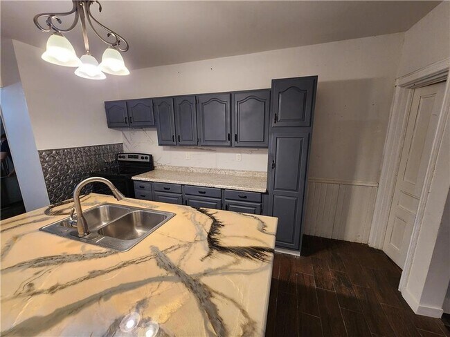 Foto del edificio - 1043 Washington St