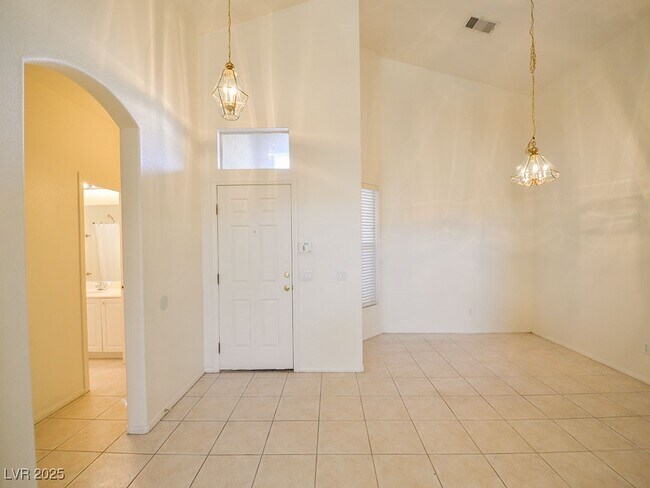 Foto del edificio - 10325 Whispy Willow Way