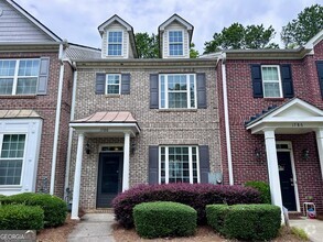 Building Photo - 1788 Heights Cir