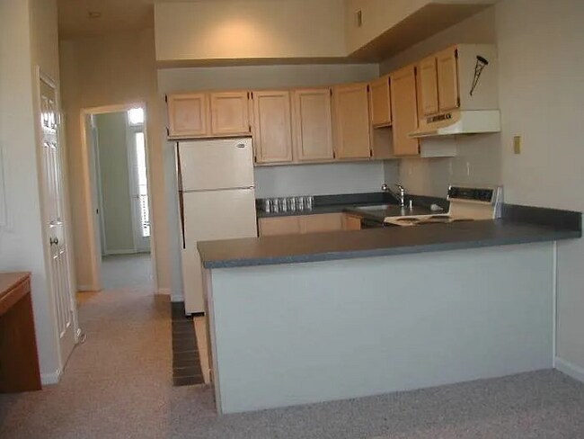 Building Photo - 1416 11th St NW