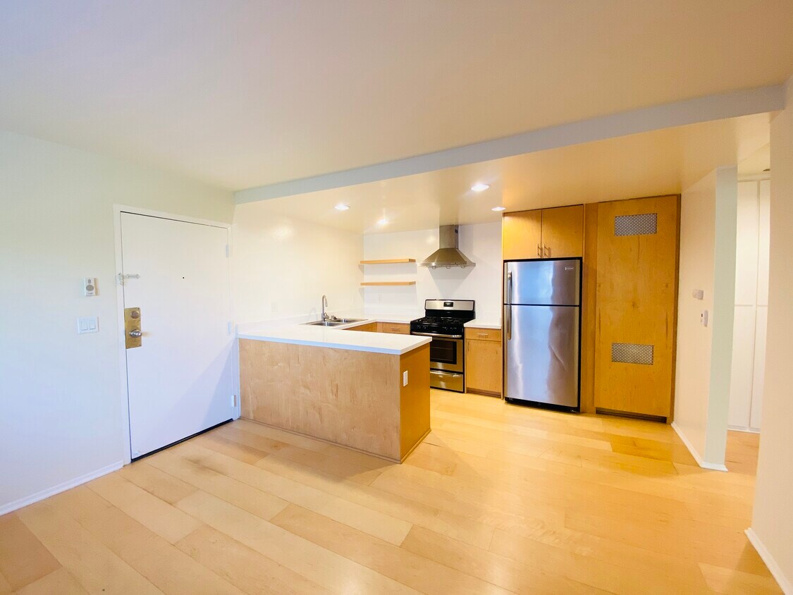 Foto principal - 5091 Glen Iris Ave