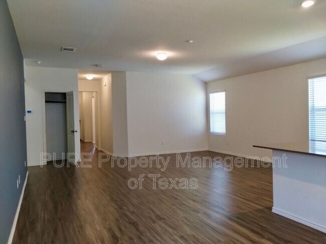 Foto del edificio - 6405 Teramo Ter