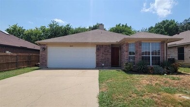 Building Photo - 3047 Bosswood Ct
