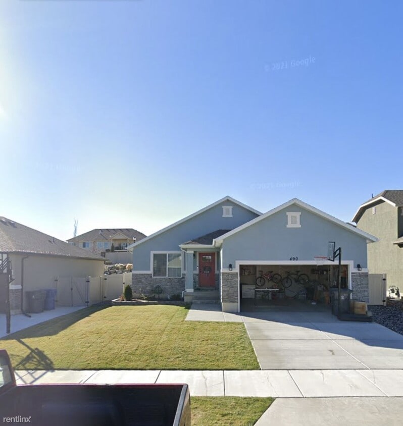 Primary Photo - 5 br, 3 bath House - 490 Firestone Drive