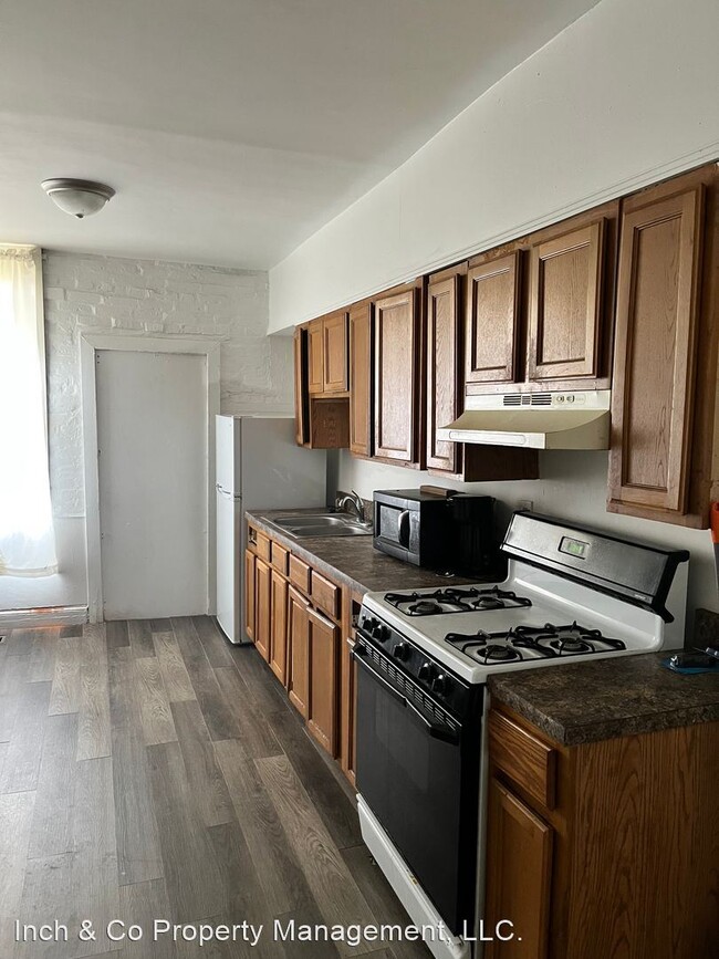 Building Photo - 5 br, 1 bath House - 118 S Penn Street