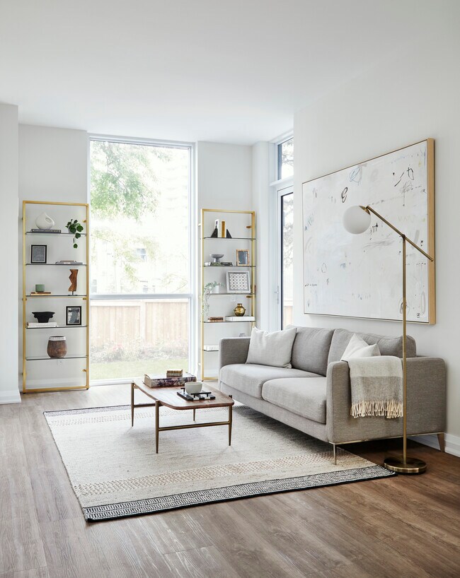 Building Photo - Beautiful 1 Bedroom + Den in a NEW building!