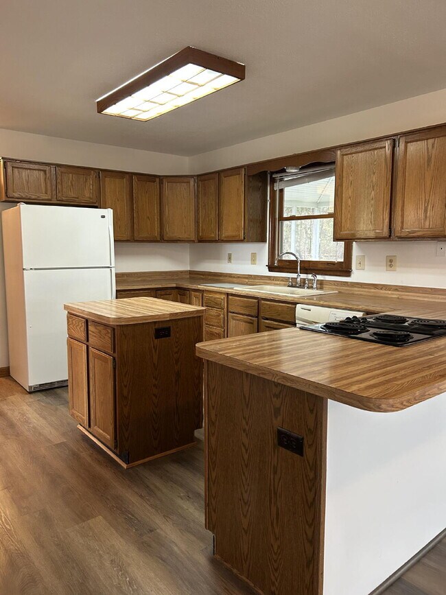 Foto del edificio - 322 Junction Rd