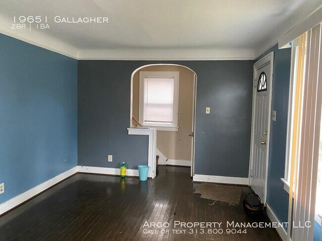 Building Photo - Single Family House