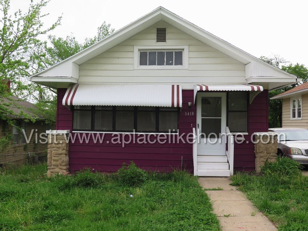 Primary Photo - 3418 Mersington Ave, Kansas City, 64128