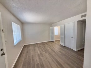 Building Photo - 10290 Pritam Dr