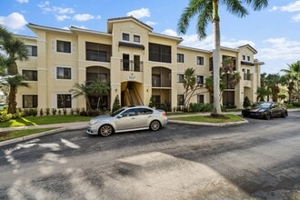 Building Photo - 3019 Alcazar Pl