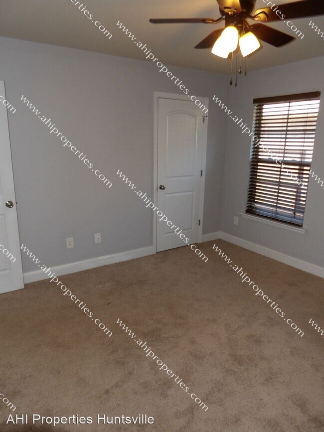Foto del edificio - 3 br, 2 bath House - 706 Oak Cove Lane