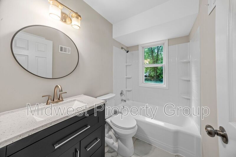 Building Photo - 618 Wesley Ave