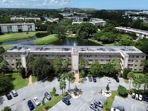 Building Photo - 4301 Martinique Cir