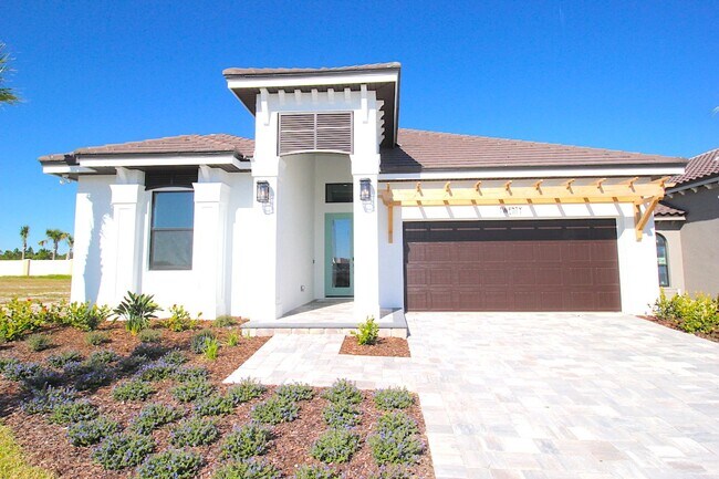 Building Photo - Luxurious 3 Bed 3 Bath Gated Community Hom...