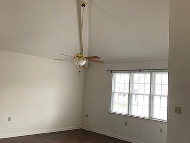 Building Photo - 1034 Caravan Way