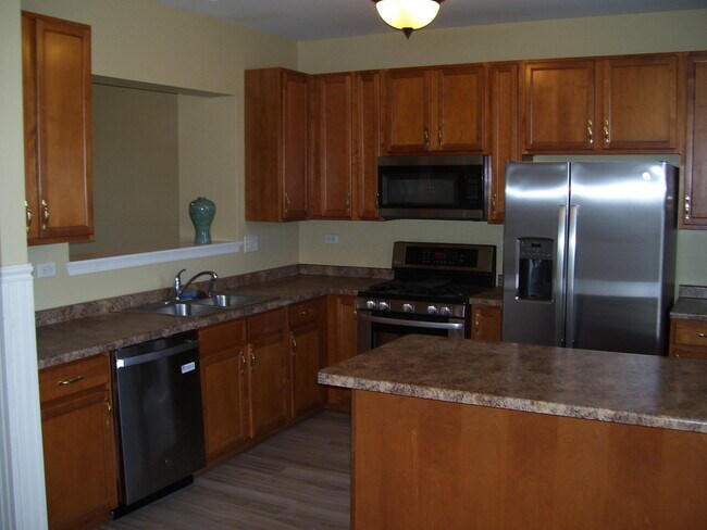 Foto del edificio - 3376 Bradbury Cir