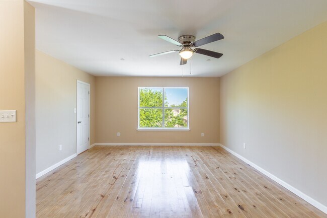 Foto del edificio - 55 N Warren St