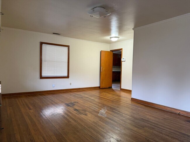 Foto del edificio - 1914 S Van Buren St