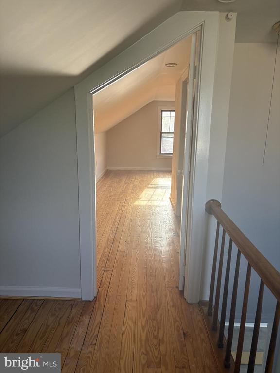 Foto del edificio - 331 Hanson Ave