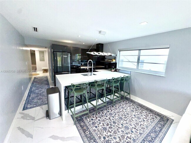 Foto del edificio - 1428 Euclid Ave