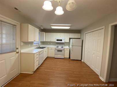 Building Photo - 429 Cityview Ln