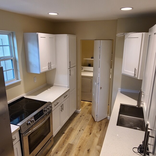Kitchen2 - 9623 Irby St