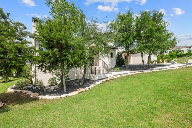 Foto del edificio - 703 Serene Estates Dr