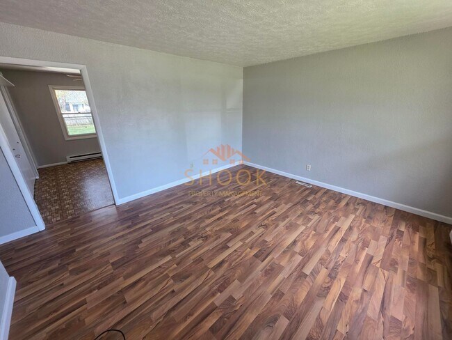 Foto del edificio - CUTE 3 BEDROOM HOME IN TREECE MEADOWS