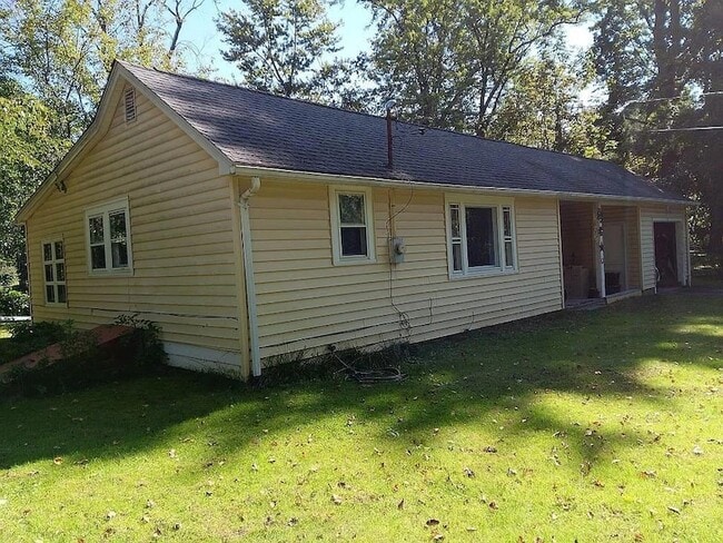 Foto del edificio - 110 Brigham Ln