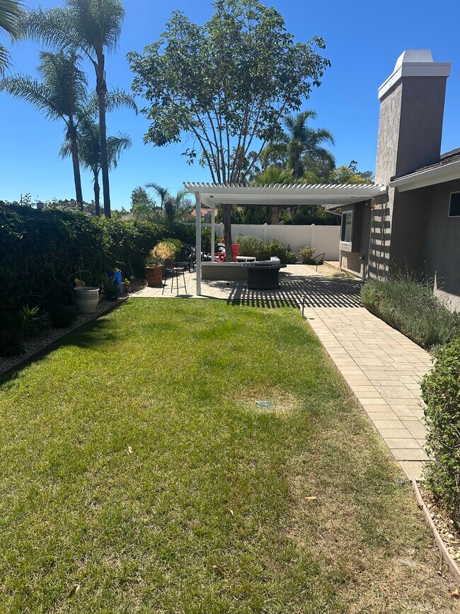 Foto del edificio - 11715 Timberlake Dr
