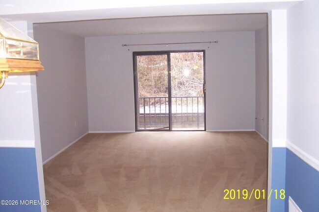 Building Photo - 2002 Silver Ct