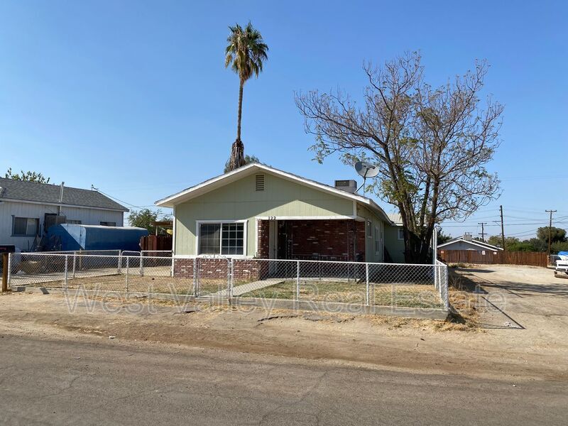 122 Buena Vista Pl, Taft, CA 93268 House for Rent in Taft, CA