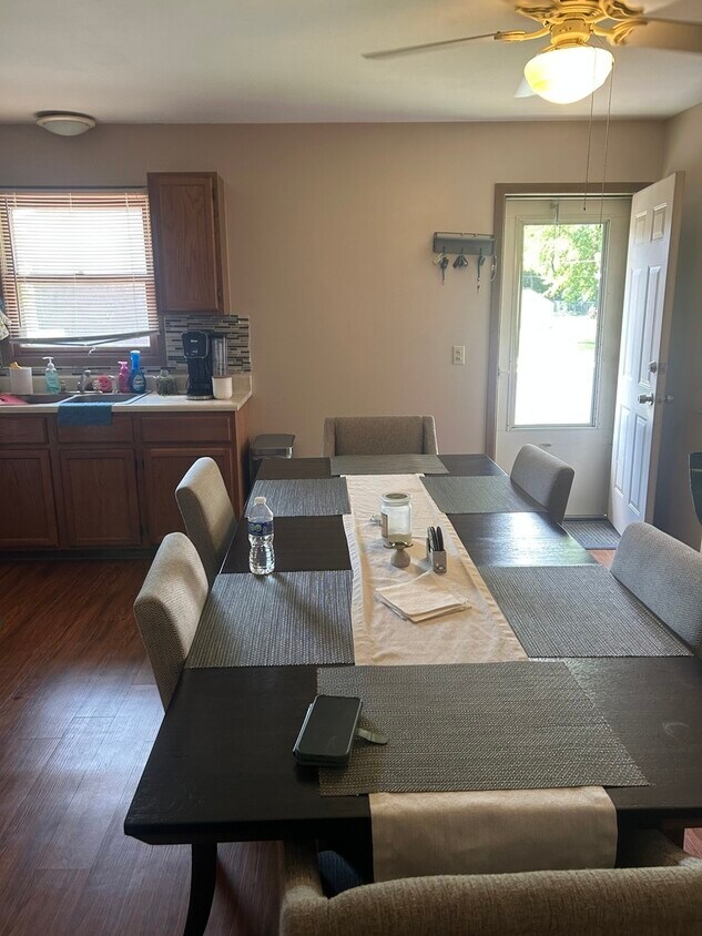 38176 N Loyola Ave, Beach Park, IL 60087 Condo for Rent in Beach Park