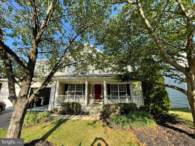 Building Photo - 8213 Tenbrook Dr