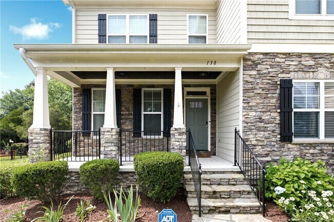 Foto del edificio - 138 Valley Pines Cir
