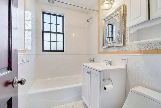 Foto del edificio - 39-27 45th St