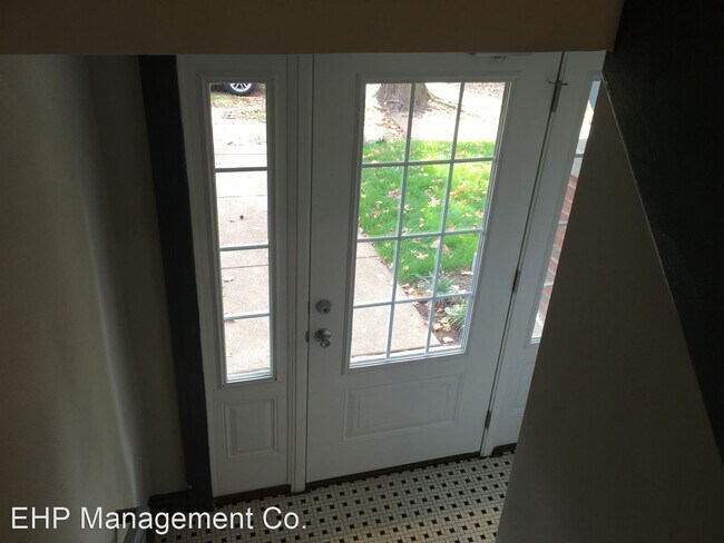Foto del edificio - 5415 Holly Hills Ave