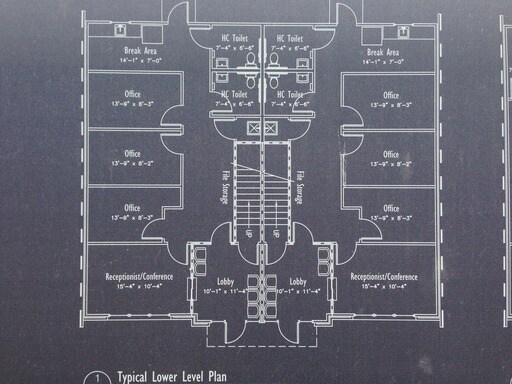 Building Photo - 300 John St