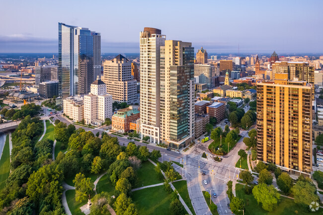 Aerial Photo - Kilbourn Tower