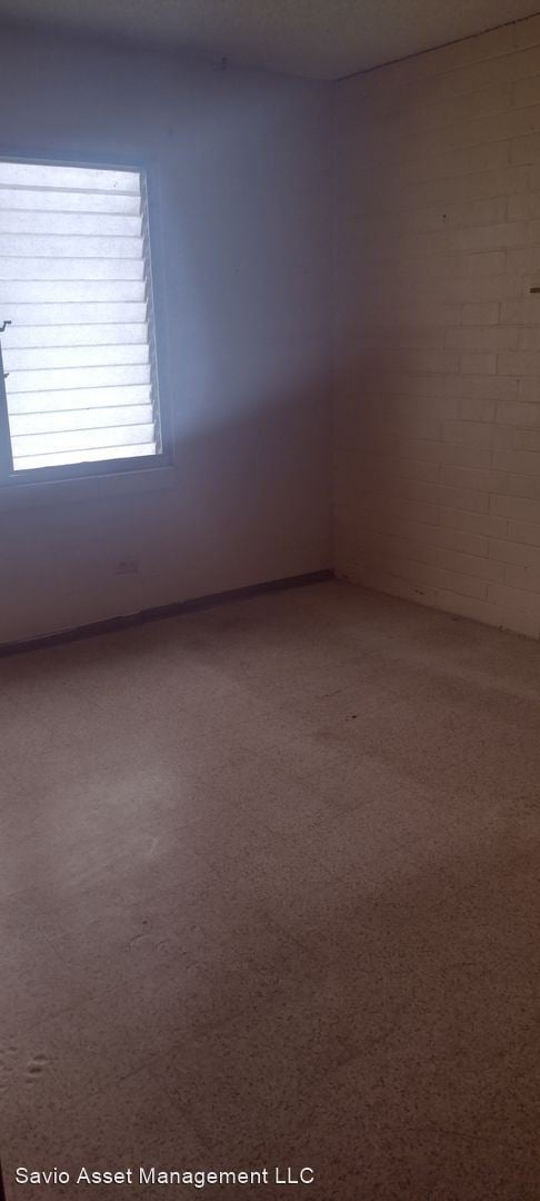 Building Photo - 2 br, 1 bath House - Na Pali Gardens 45-53...