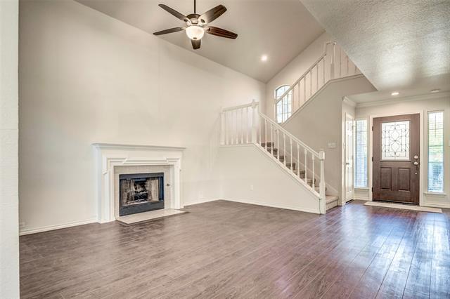 Building Photo - 625 Raintree Cir