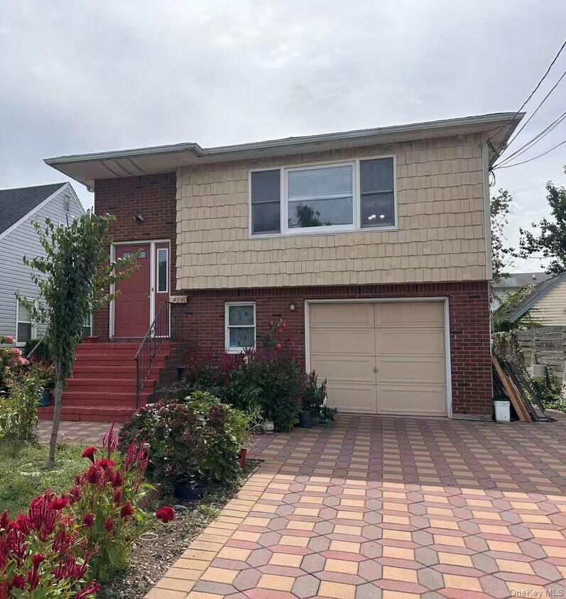 Foto principal - 233 Grand Ave