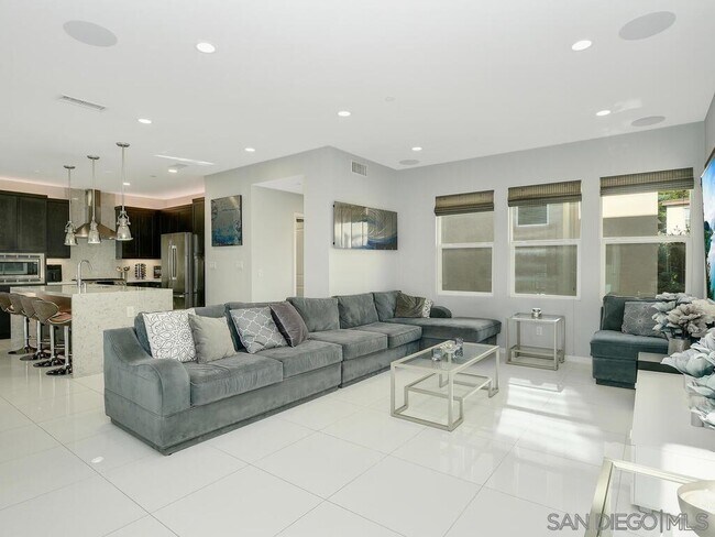Foto del edificio - 8334 Ridge Ct