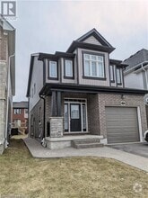 Building Photo - 727 Thomas Slee Dr