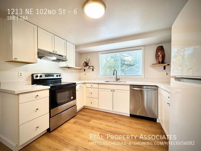 Foto del edificio - 1213 NE 102nd St